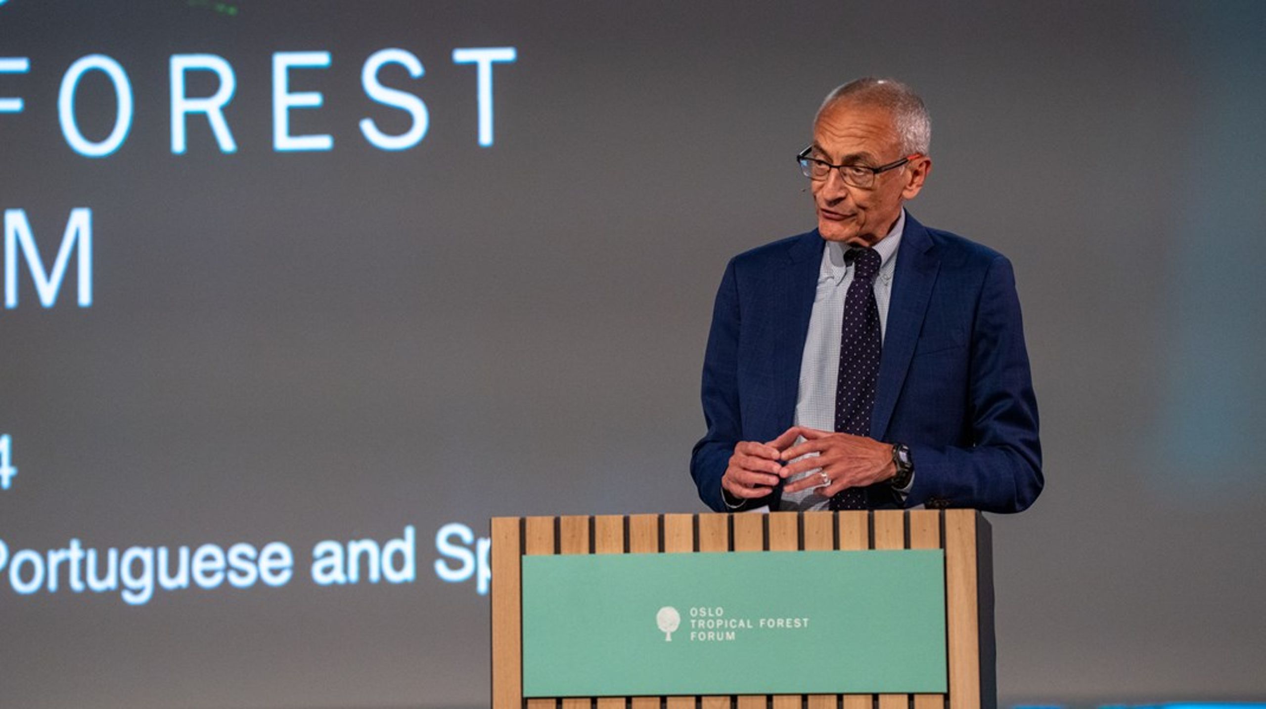 John Podesta gjorde det klart at samarbeid er den eneste veien fremover.