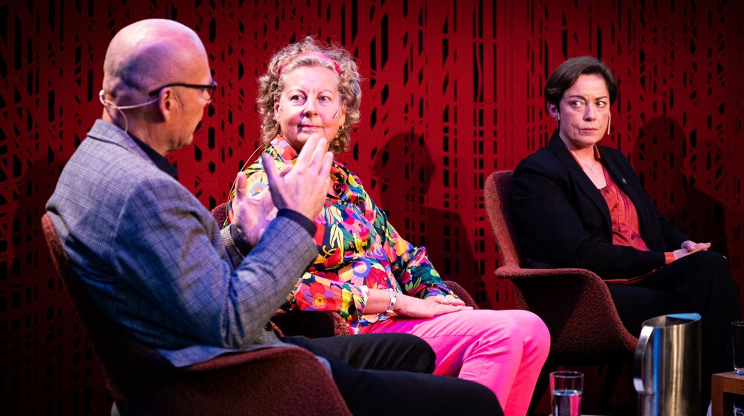 Berit Svendsen, som tidligere ledet Svendsen-utvalget, var kritisk til Forsvaret under et arrangement i Litteraturhuset i Oslo.