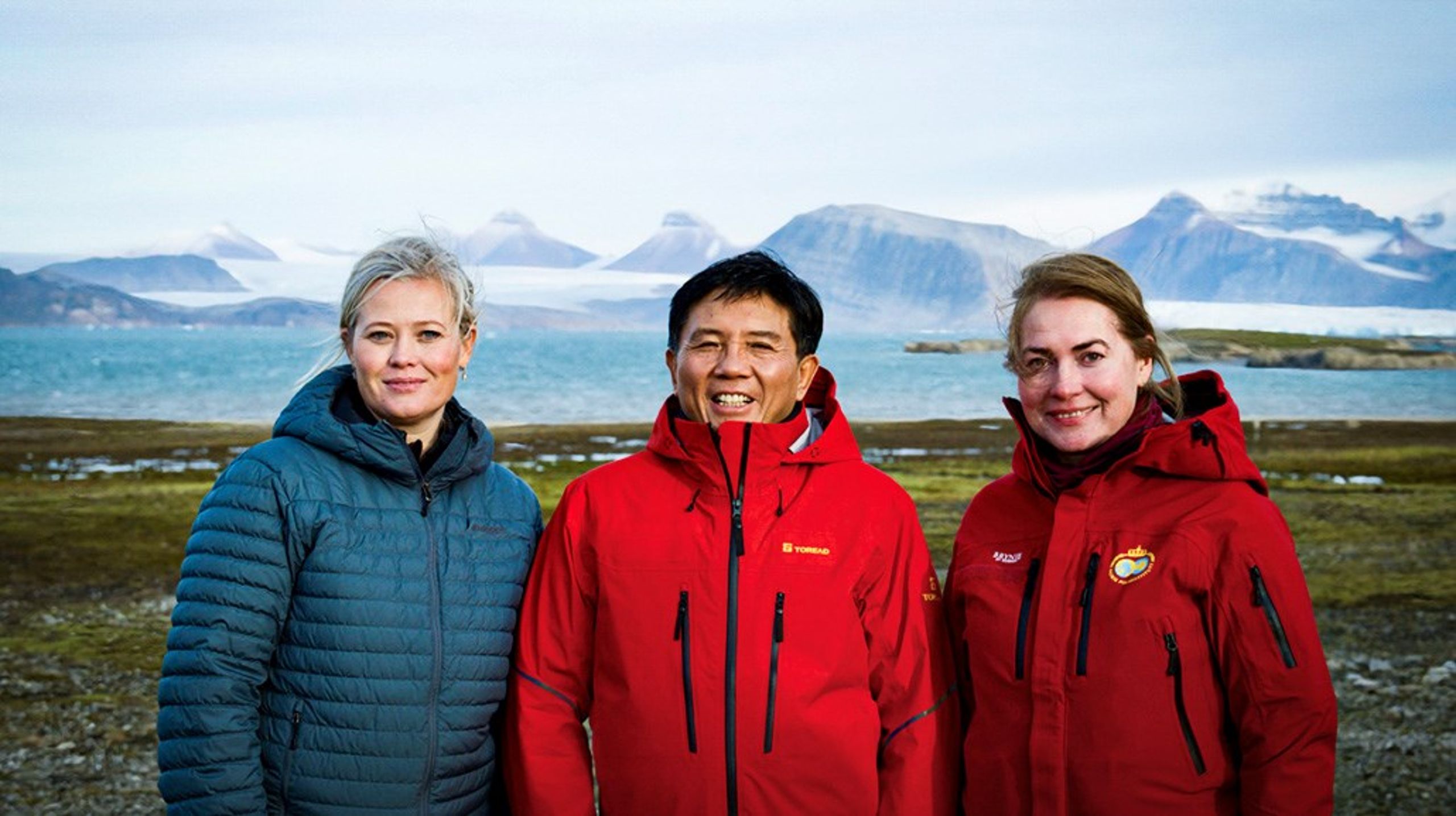 Statssekretær Kjersti Bjørnstad (Sp) og Norsk Polarinstitutt-sjef Camilla Brekke besøkte Svalbard sammen med viseminister Sun Jinlong.