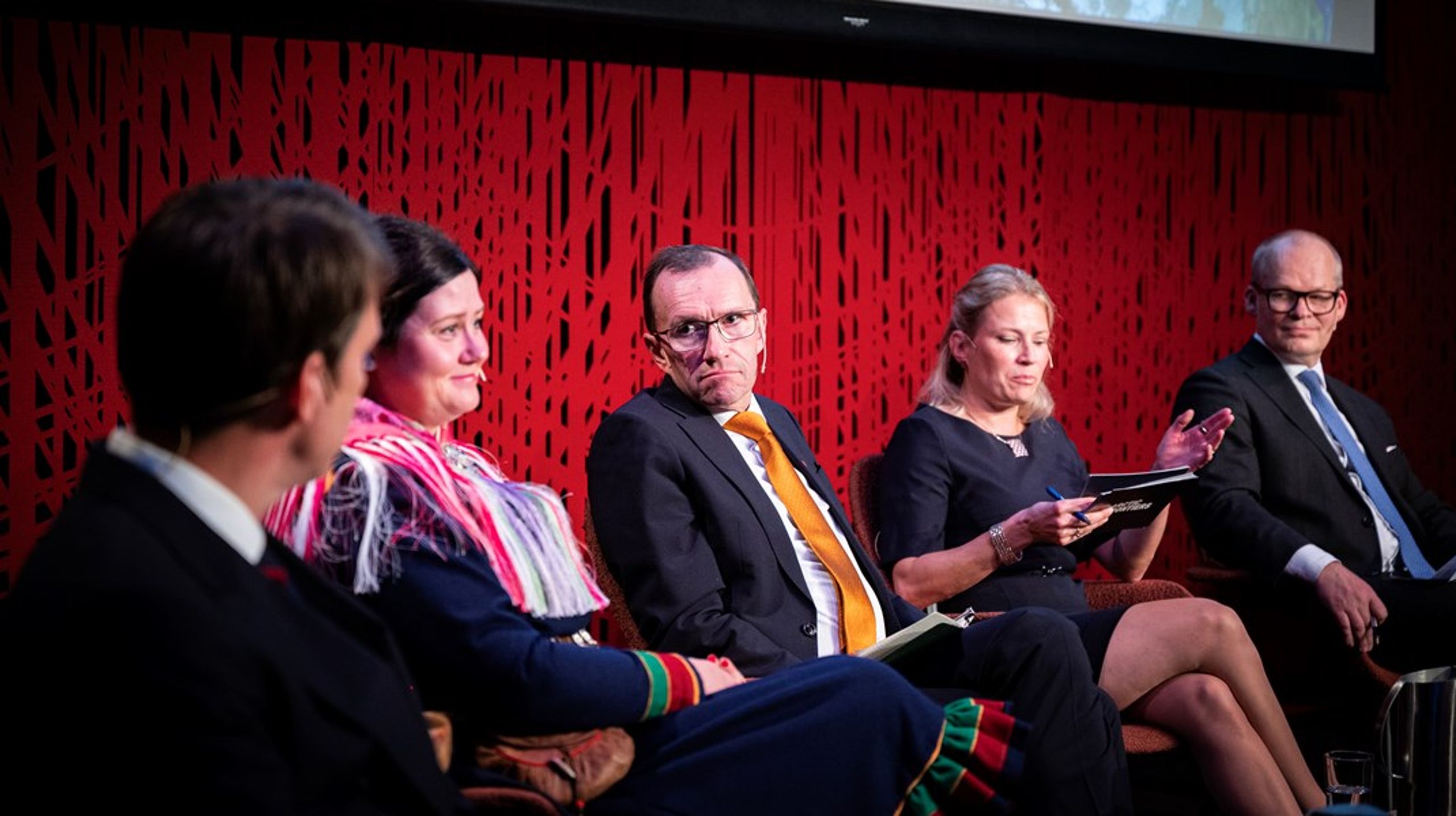 Utenriksminister Espen Barth Eide (Ap) deltok i en panelsamtale under Arctic Security Conference på Litteraturhuset i Oslo.<br>