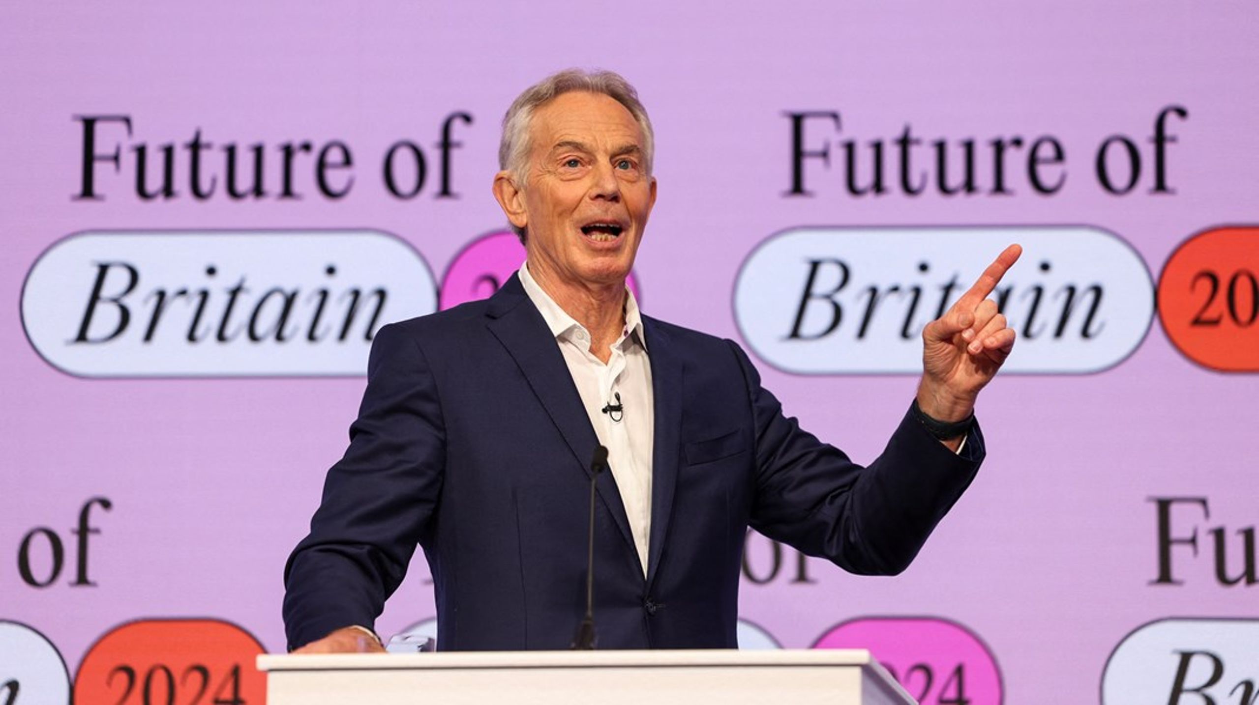 17 år etter at Tony Blair forlot posten som Storbritannias statsminister, har han nå skrevet en bok om politisk lederskap. Det er en bok på 341 spennende sider med mange eksempler på hva du bør og ikke bør gjøre som leder, skriver John Iversen, rådgiver i Rud Pedersen.