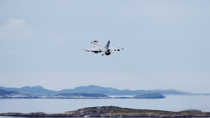 Forsvaret som kommuneidentitet: «Fjell, fjord og F-16. Det er der jeg kommer fra»